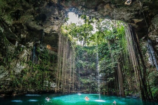 2 Cenotes, Valladolid & Chichen Itza! Round transportation from Cancun