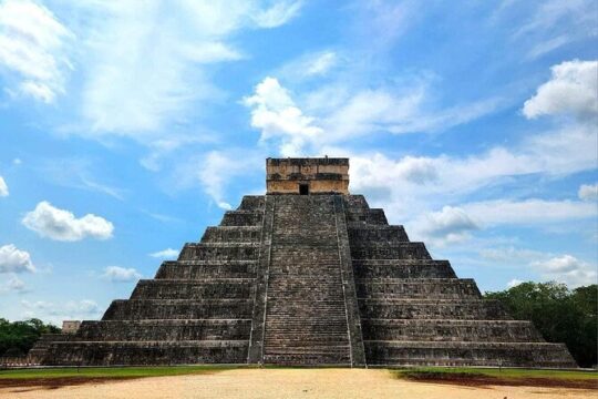 Private Tour Chichen Itza & Cenotes