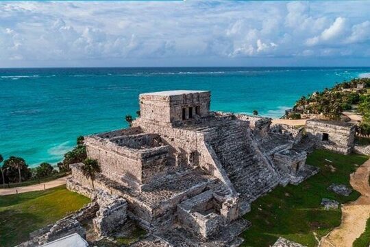 Snorkeling with Turtles Visit Mayan Ruins in Tulum from Cancun