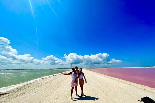 Tour Las Coloradas - Natural Pink Lake with Transfer from Playa del Carmen