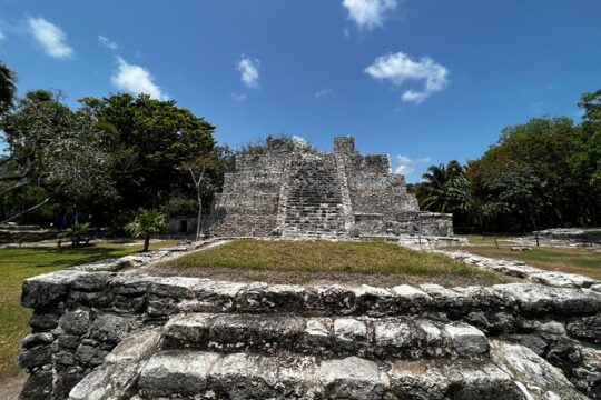 Mayan Ruins El Meco With transportation in Cancun