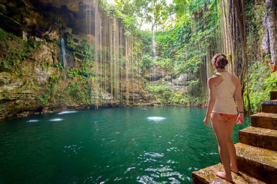 Amazing tour to Chichen Itza, 2 Sacred Cenotes and Valladolid with lunch buffet