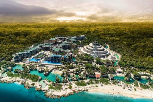 Xcaret Aquatic Theme Park Private 12 hrs Trip from Cancun by van
