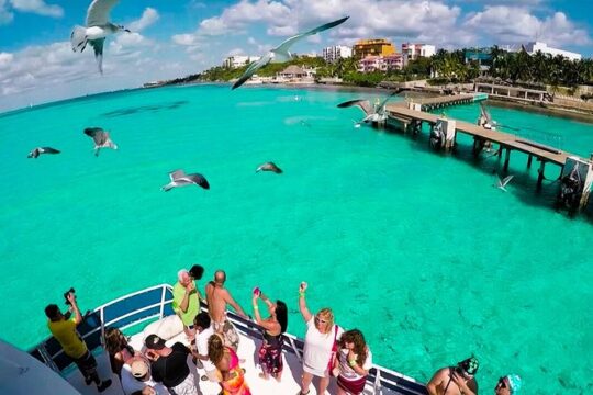 Amazing Party at Isla Mujeres Unlimited! Round Transportation from Cancun