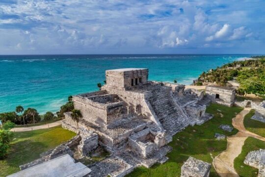 Private Half-Day Tulum Mayan Ruins with Skip-the-line