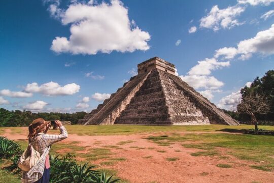 Mayan Adventure with Chichen Itzá, Cenote and Valladolid