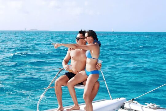 Isla Mujeres Catamaran Unlimited! from Cancun & Playa del Carmen