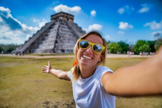 Chichen-Itza Mayan Temples, Cenote and Valladolid with Lunch