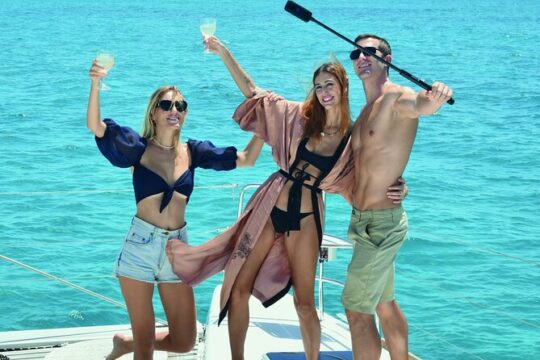 Luxury Catamaran to Isla Mujeres + Private Beach Club with Open Bar