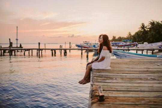 Private Vacation Photography Session with Local Photographer in Cancun