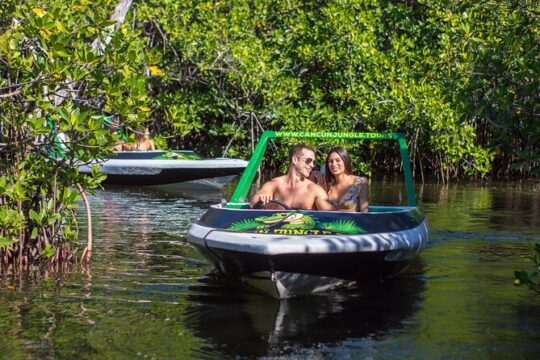 Boat Tour of La Laguna Nichupte and Playa Conchitas