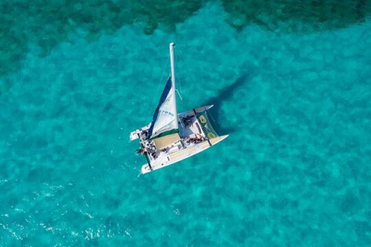 Full Day All Inclusive Catamaran Tour to Isla Mujeres