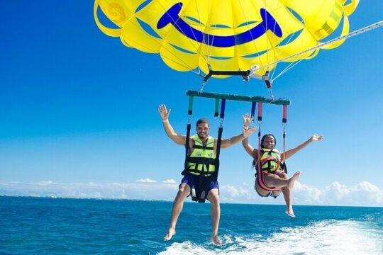 Cancun 3 in 1 Combo Adventure: Snorkeling, Parasailing & Jetski