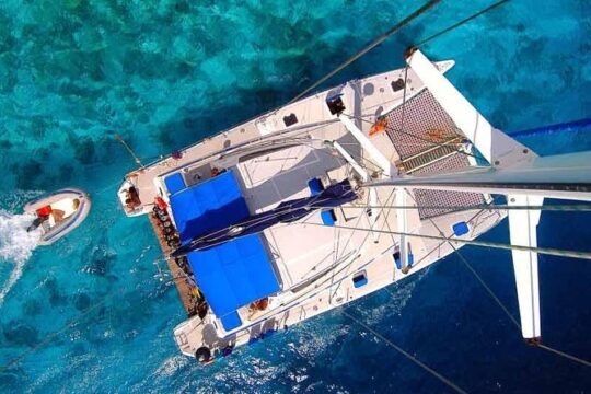 Mujeres Island Tour by Catamaran from Cancun City