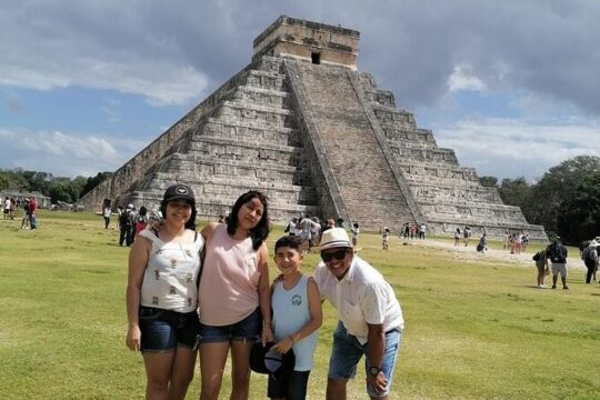 Chichen Itza and CENOTES experience from Cancun