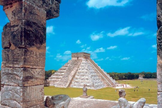 Tour a Chichen Itza, 2 Cenotes Y Valladolid desde Cancun