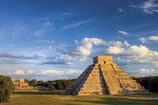 Full day tour to Chichén Itzá, Valladolid and Cenote, tour from Cancun