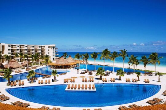 Cancun Airport and Dreams Riviera Cancun Resort Private Shuttle