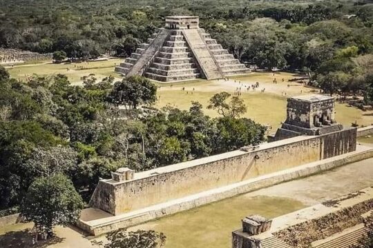 Central Yucatan Guided Tour to Chichen Itza Cenote Valladolid