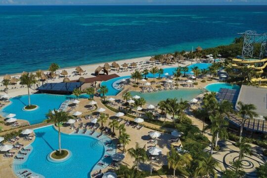 Cancun Airport and Dreams Natura Resort Cancun Private Shuttle