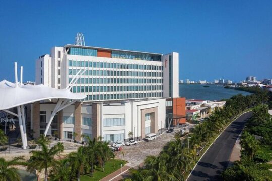 Cancun Airport and Canopy By Hilton Cancun Private Shuttle