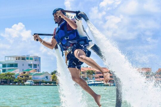 Fly over the Lagoon, Jetpack. The most amazing activity in Cancun