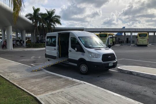 Transportation from the Airport to Hotels in Cancun arrival only