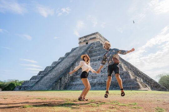 Adventure to Chicken Itza, Cenote and Valladiod