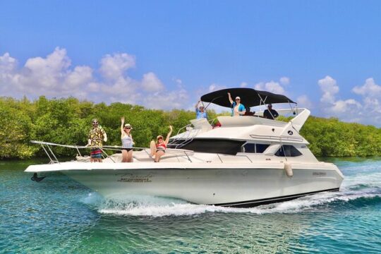 Private SeaRay 47ft Yacht Rental Cancun 23P6