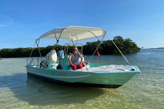 Boat Rental in Cancun Bay up to 4 people