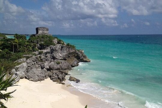 Private Transfer from Cancun Airport to Tulum Center - One Way