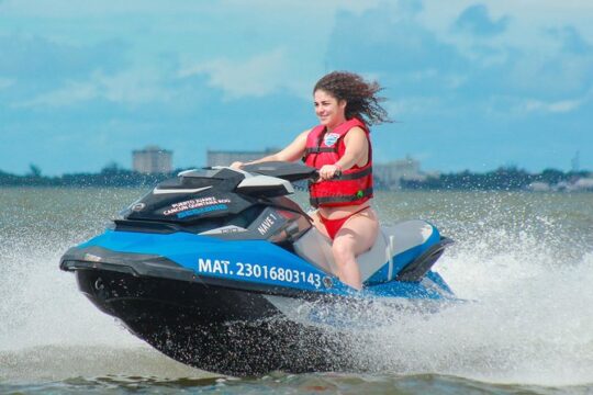 Jet Ski Rentals in Cancun: 60-Minute Option (Shared Jetski)