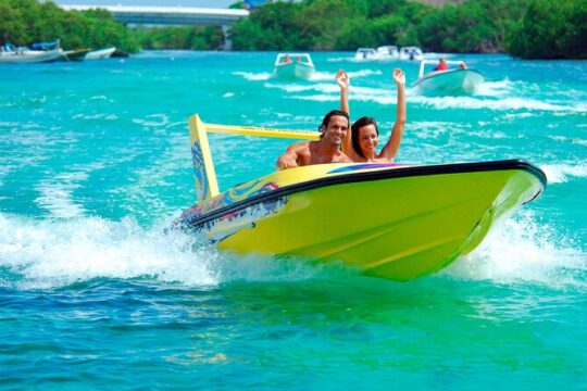 Speedboat from Cancun with snorkeling for the best price, book now!