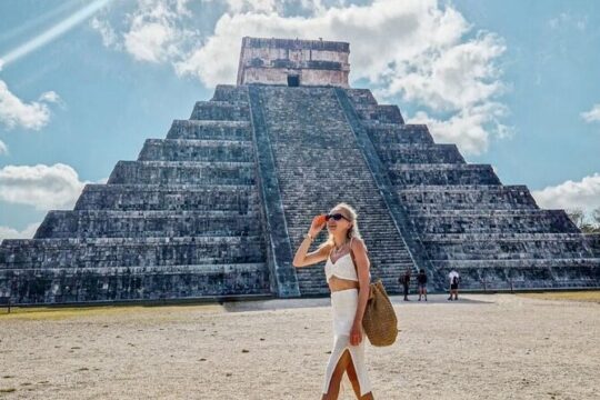 Explore Chichén Itzá, Valladolid and Cenotes