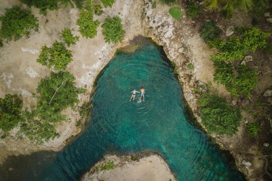 Couples & Adventure Photographer